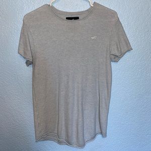 A Hollister blue men’s shirt